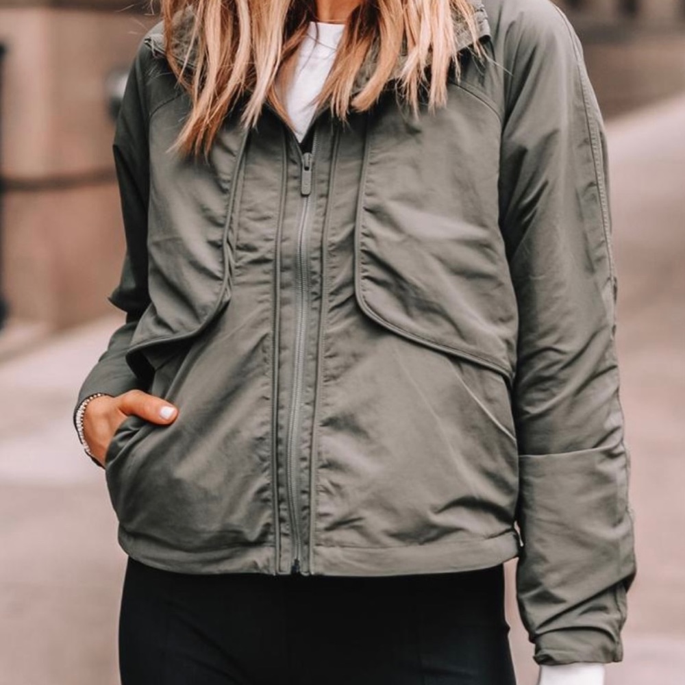 ISO Lululemon Always Effortless Jacket in Grey Sage